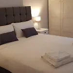 In The Heart Of Town Apartament