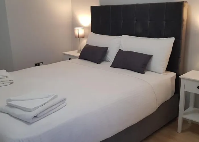 In The Heart Of Town Apartment